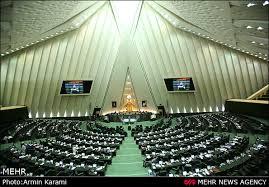 دولت از بازنشستگان فولاد عذرخواهی کند