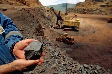  رشد ۶ برابری ذخایر سنگ‌آهن در بنادر ایران 